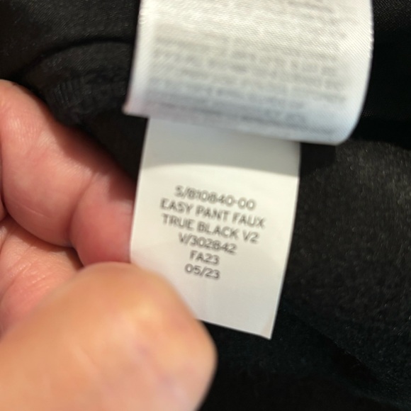 GAP Sz M Easy Pant Faux Leather Straight Leg Cargo Style Elastic Waist NEW - Picture 13 of 13